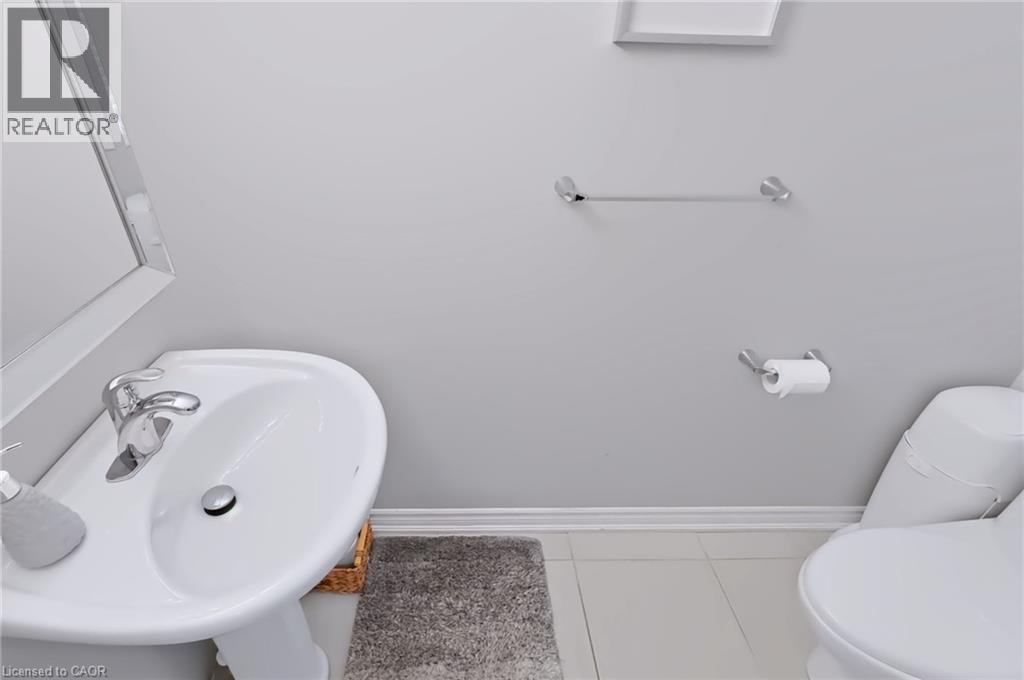 Powder room - 5549 Katy Gate, Mississauga, ON