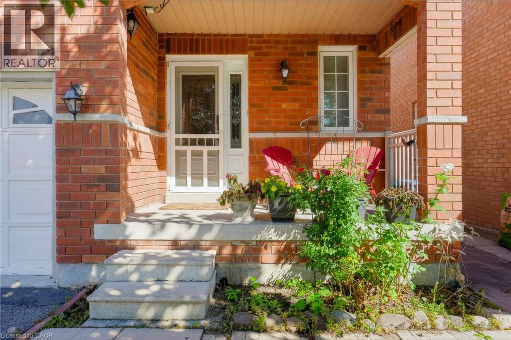 Front of house - 5549 Katy Gate, Mississauga, ON