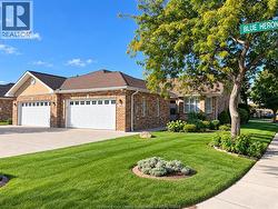 1615 BLUE HERON Windsor, ON N8P 1L7