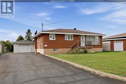 3 Dawson AVE Sault Ste. Marie, ON P6C 4B2