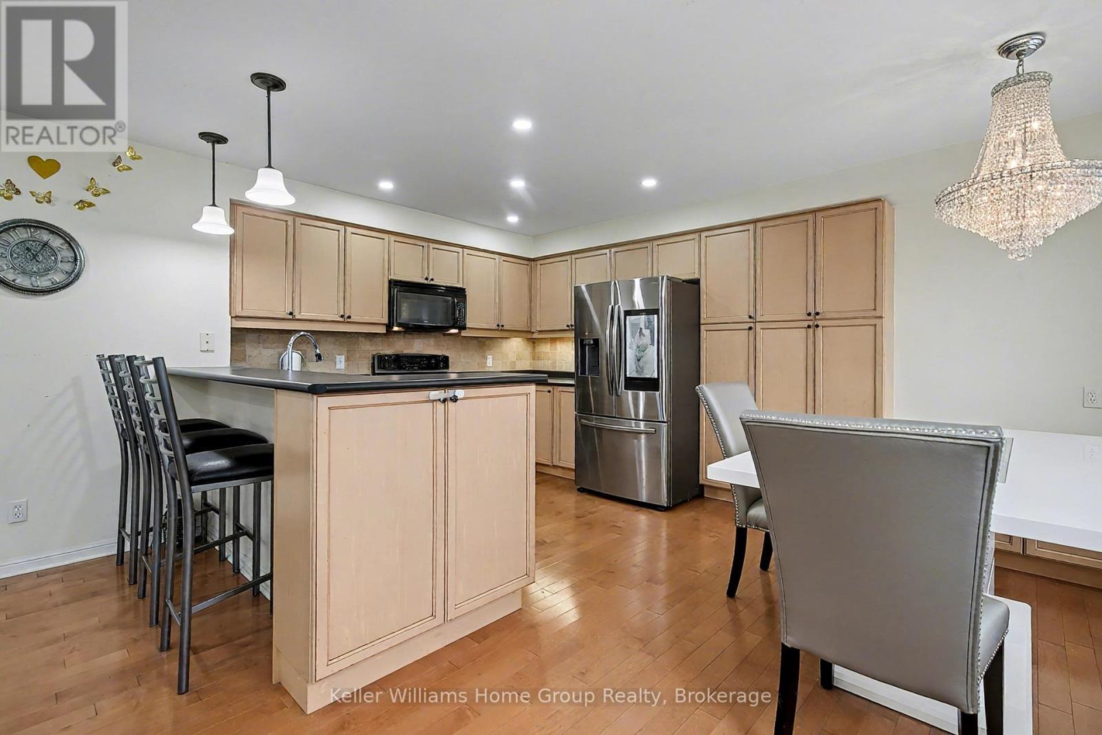 Upper - 24 Baintree Way, Cambridge, ON