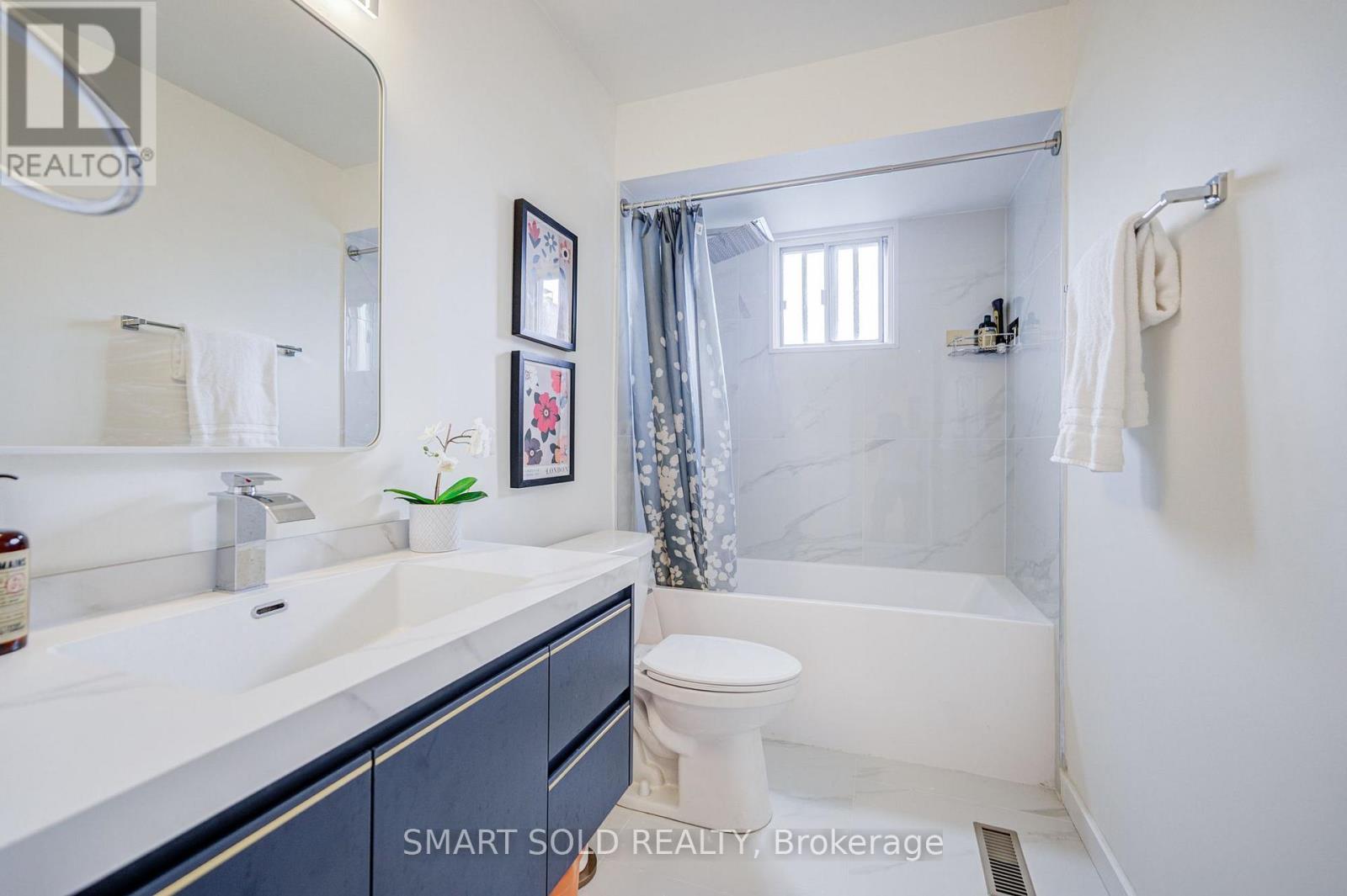 857 Messenger Meadow Drive, Mississauga, ON