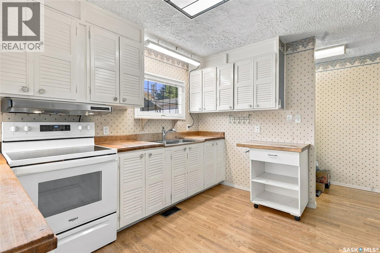 1315 2Nd Avenue N, Saskatoon, SK