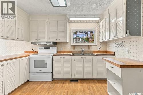 1315 2Nd Avenue N, Saskatoon, SK 