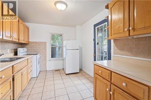 33 Madison Avenue, Hamilton, ON 