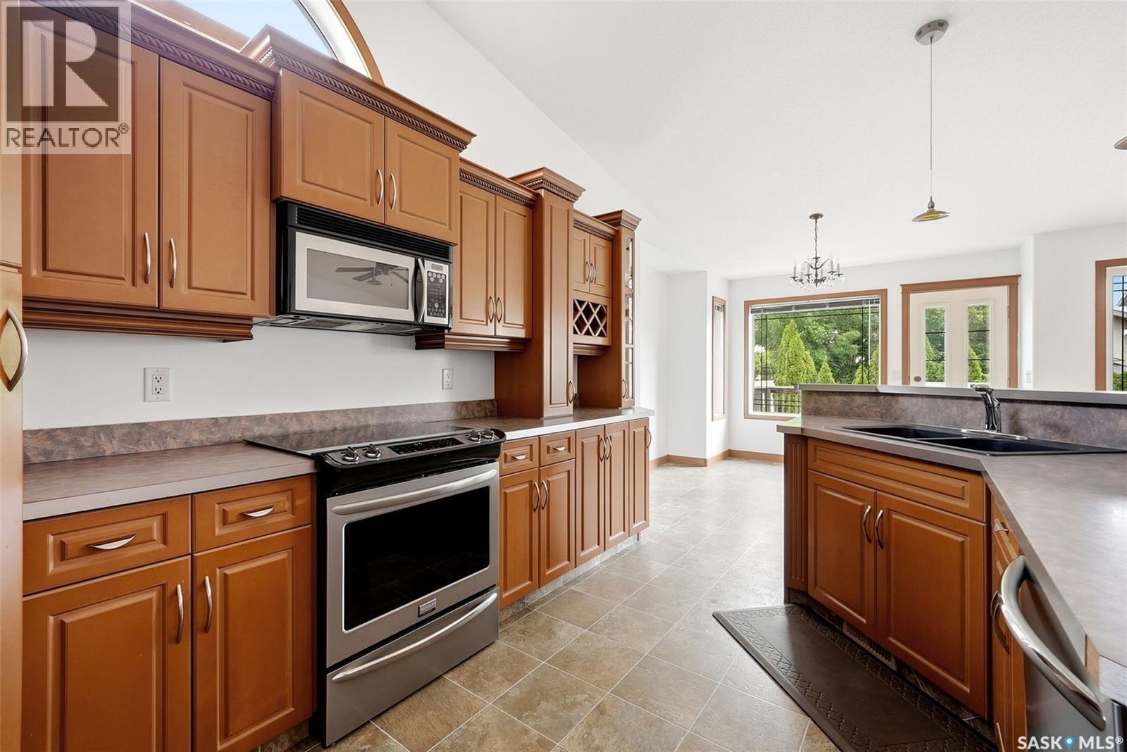 3090 Cranbourn Crescent, Regina, SK