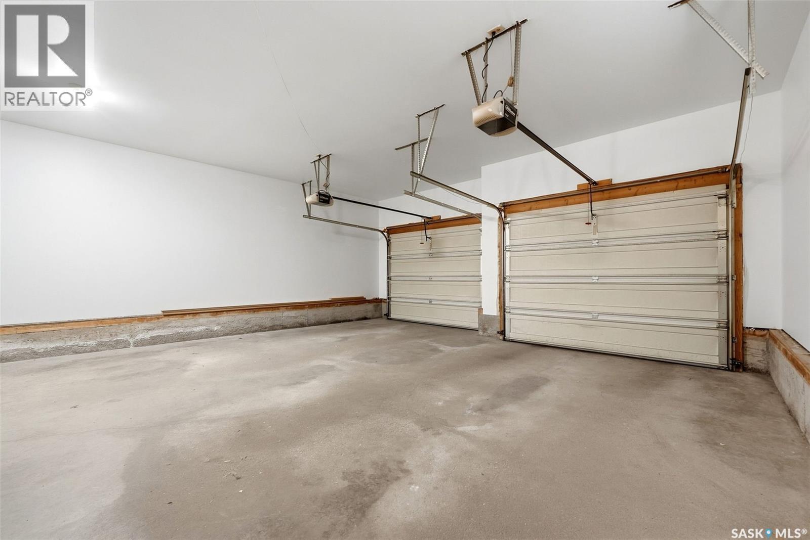 3090 Cranbourn Crescent, Regina, SK