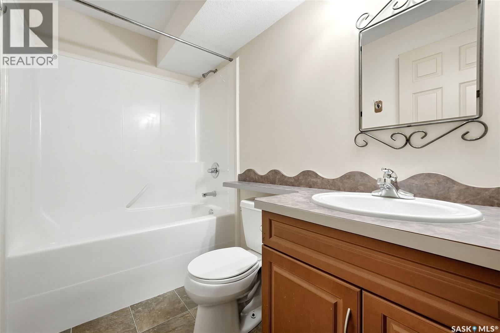 3090 Cranbourn Crescent, Regina, SK