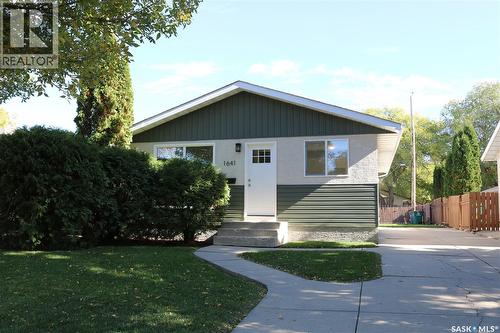 1641 Thompson Avenue, Saskatoon, SK 