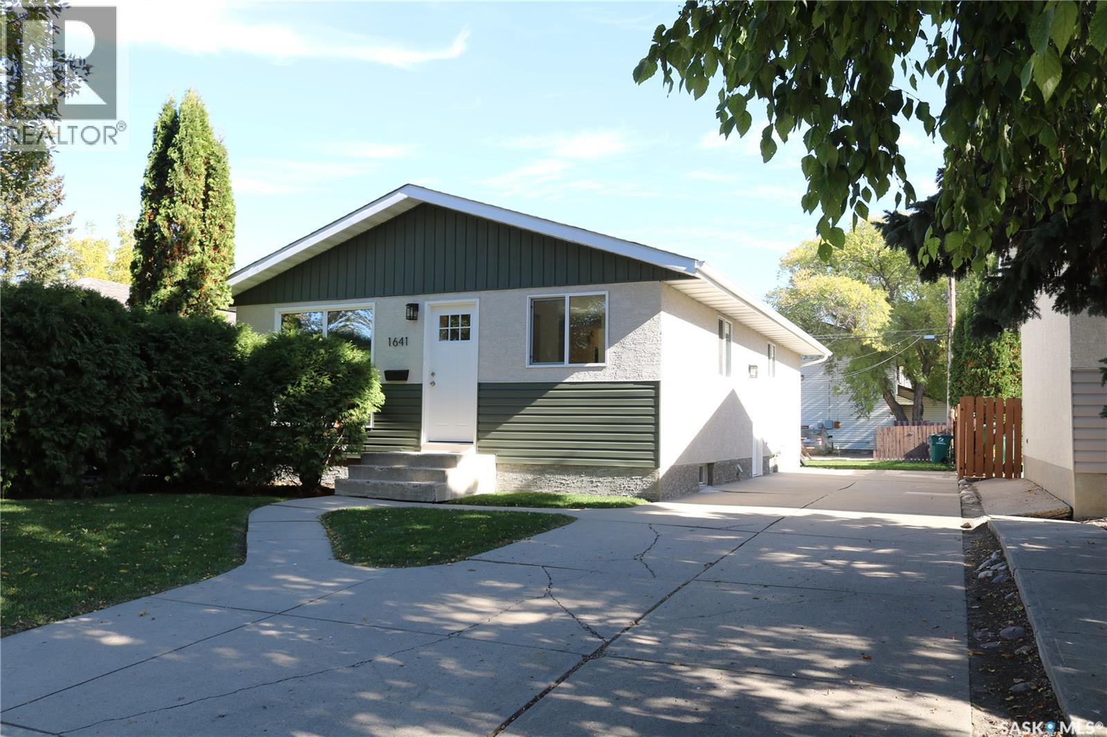 1641 Thompson Avenue, Saskatoon, SK
