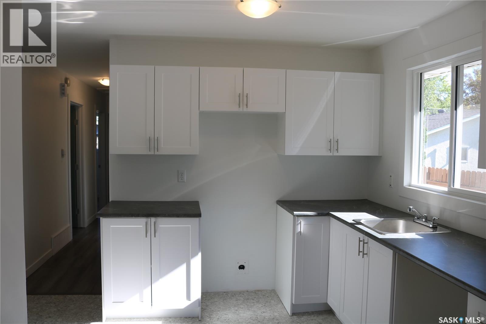 1641 Thompson Avenue, Saskatoon, SK