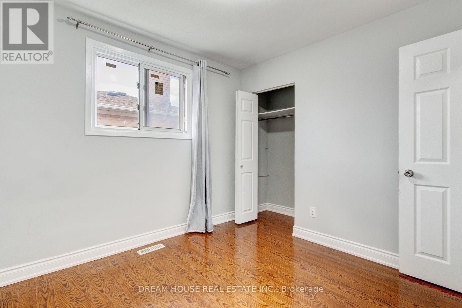 3764 Wyewood Road, Mississauga, ON