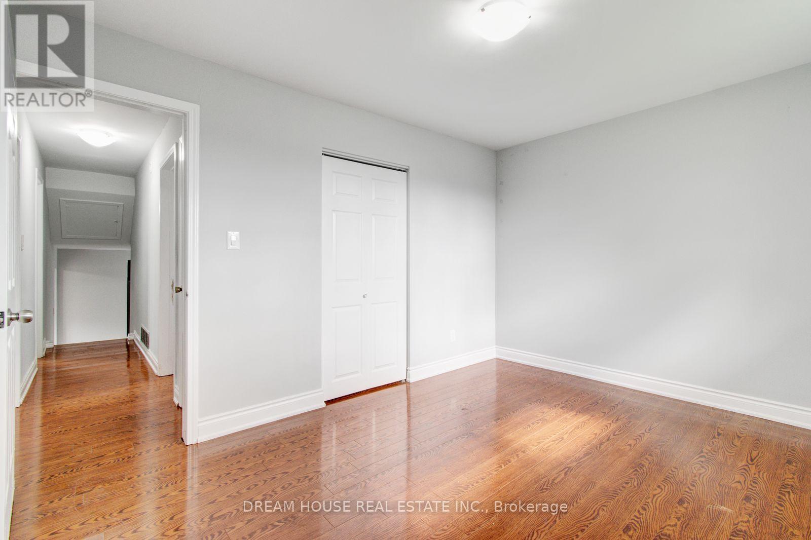 3764 Wyewood Road, Mississauga, ON