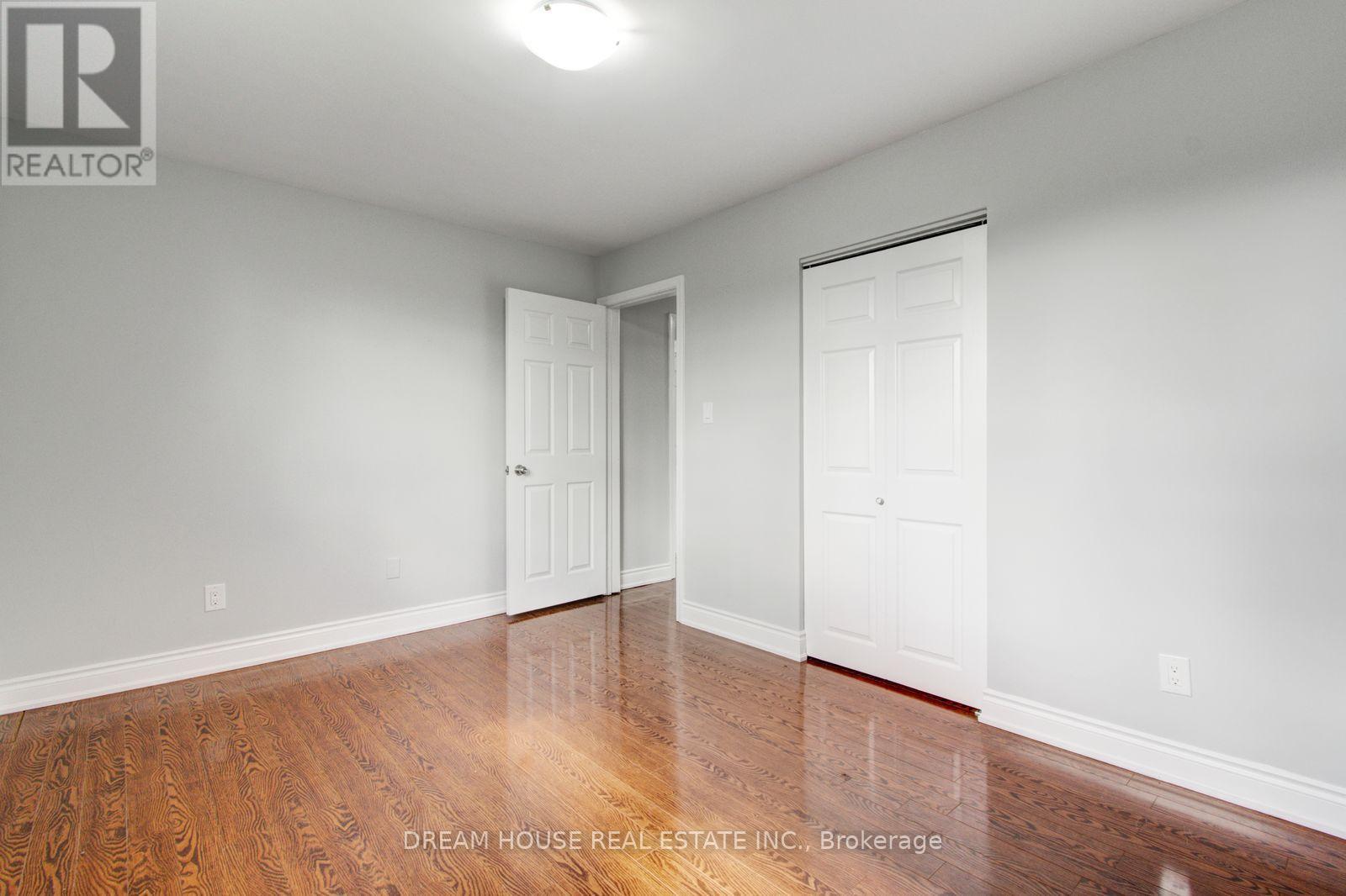 3764 Wyewood Road, Mississauga, ON