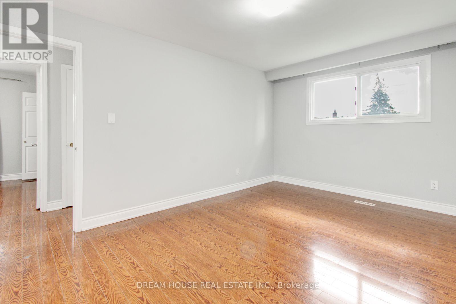 3764 Wyewood Road, Mississauga, ON