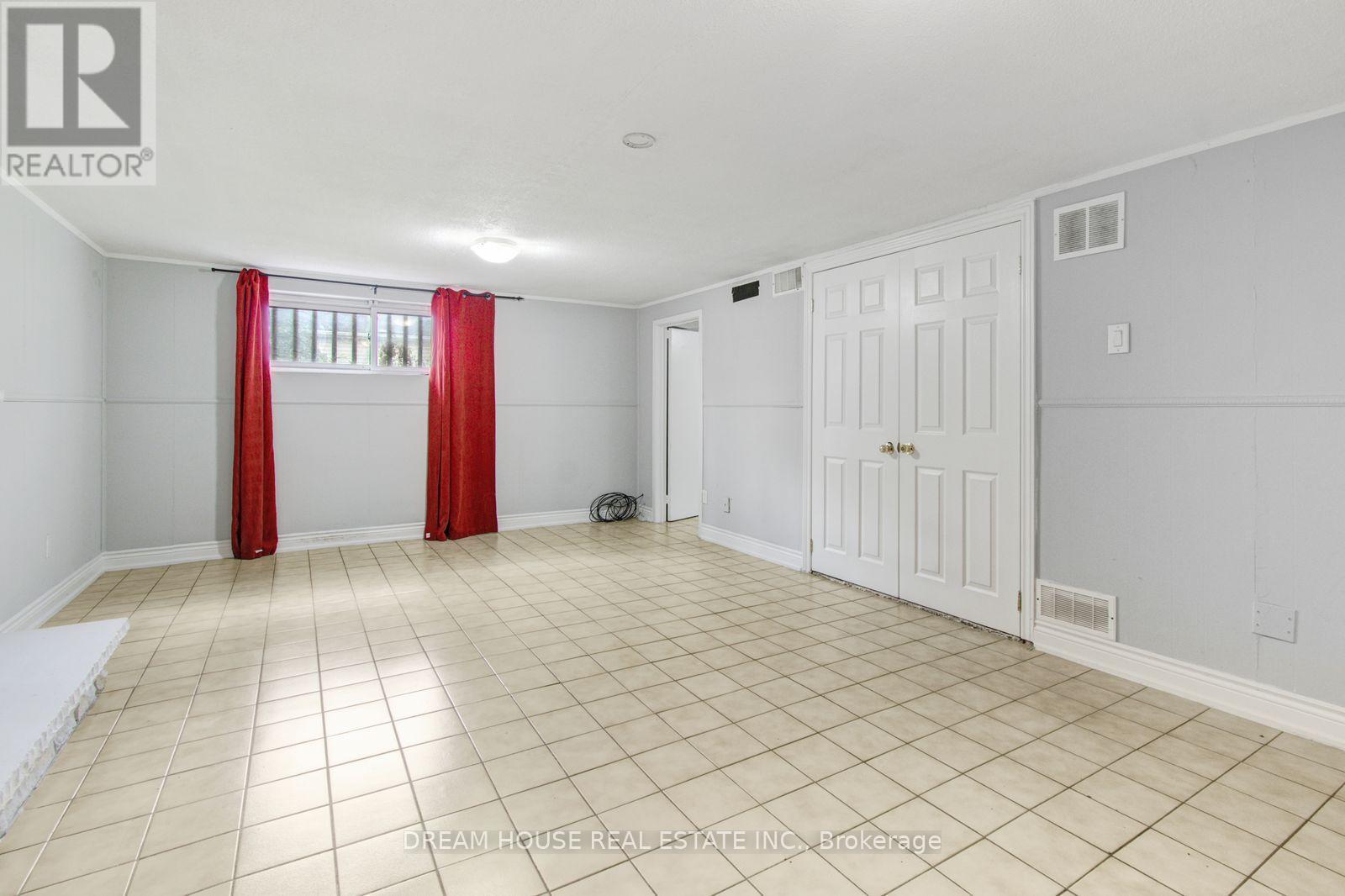 3764 Wyewood Road, Mississauga, ON
