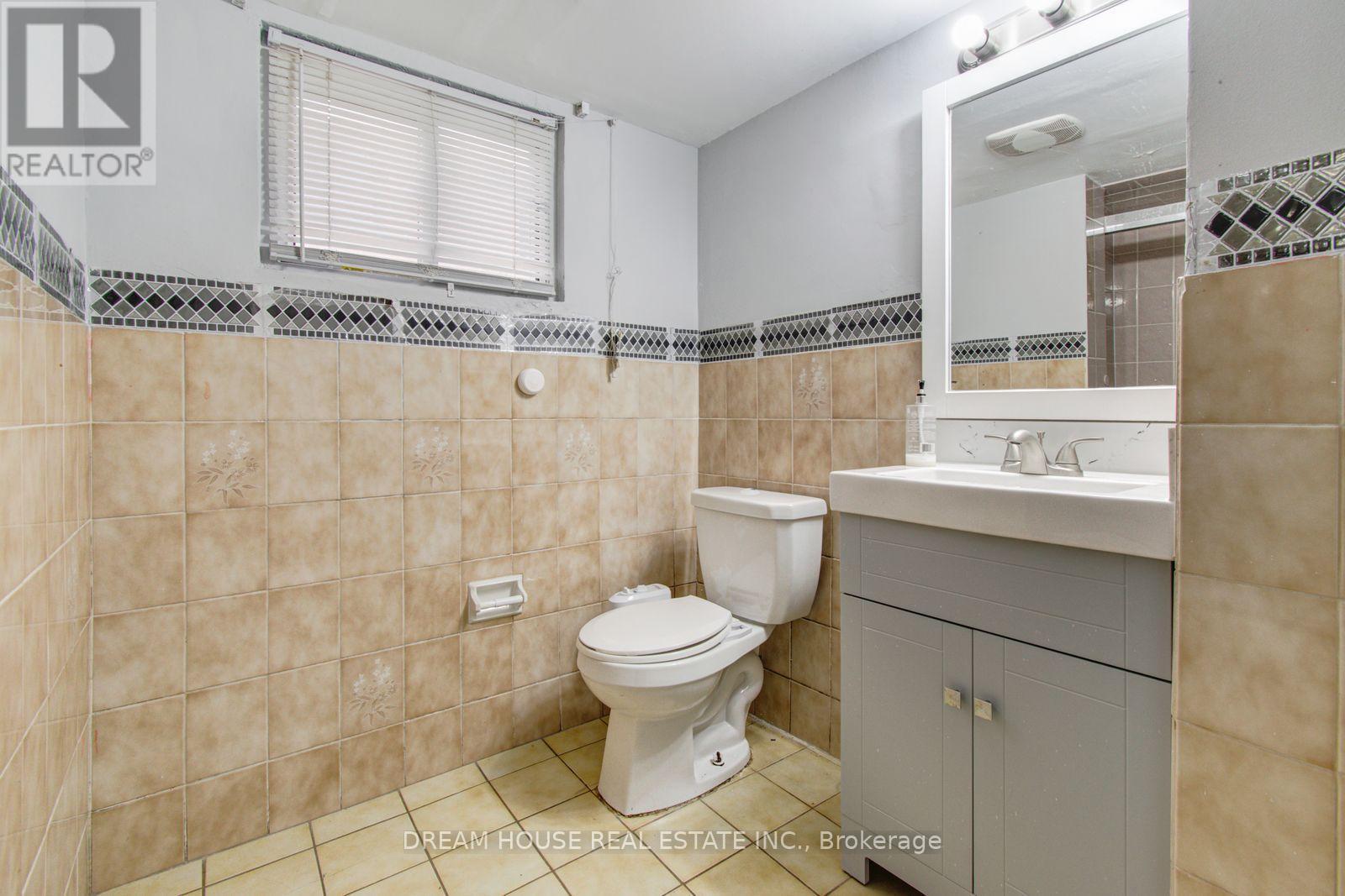 3764 Wyewood Road, Mississauga, ON