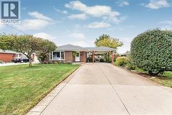 48 DIANA Avenue Grimsby, ON L3M 3R6