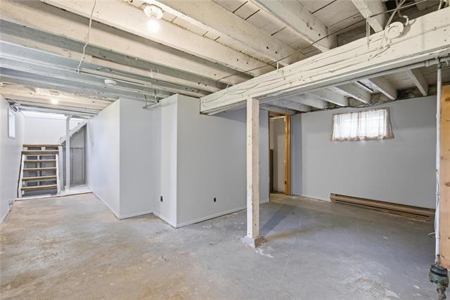 148 Jefferson Ave, Winnipeg, MB