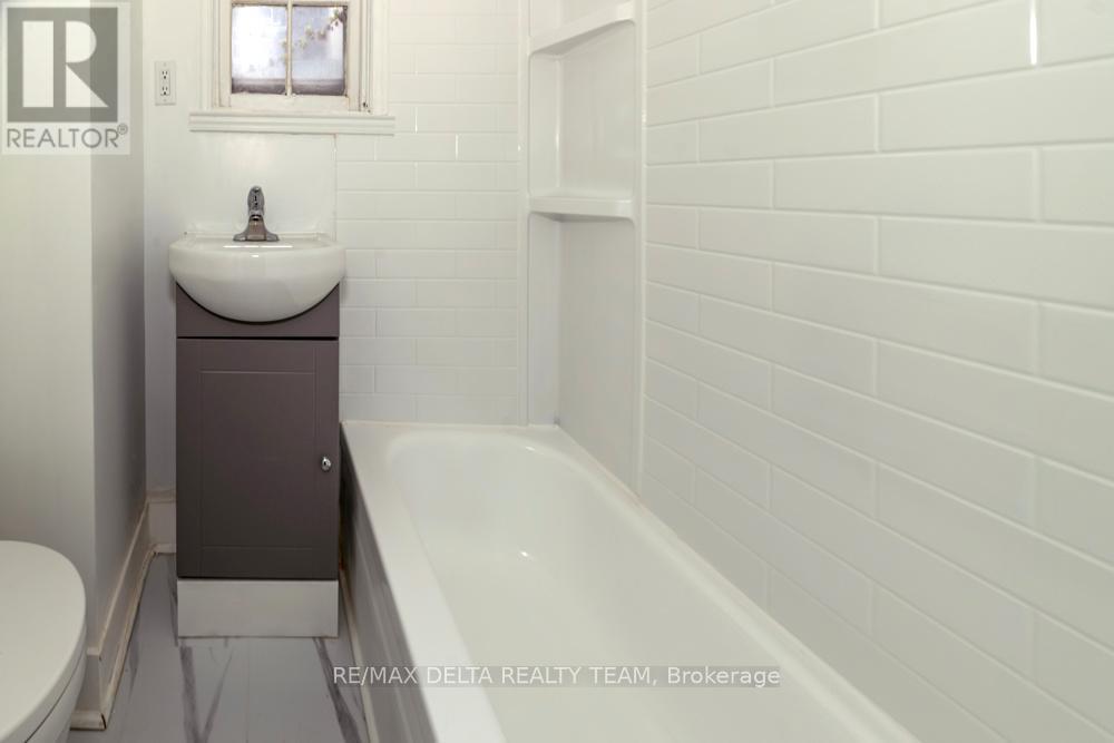 225 St. Patrick Street, Ottawa, ON
