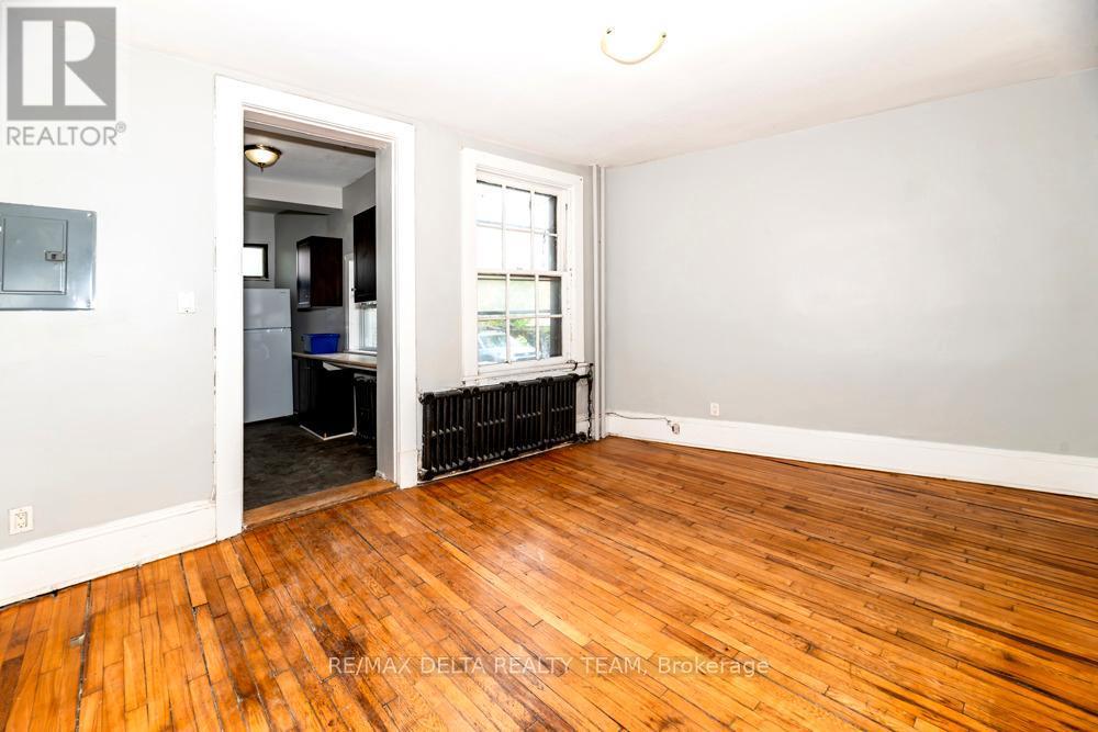 225 St. Patrick Street, Ottawa, ON