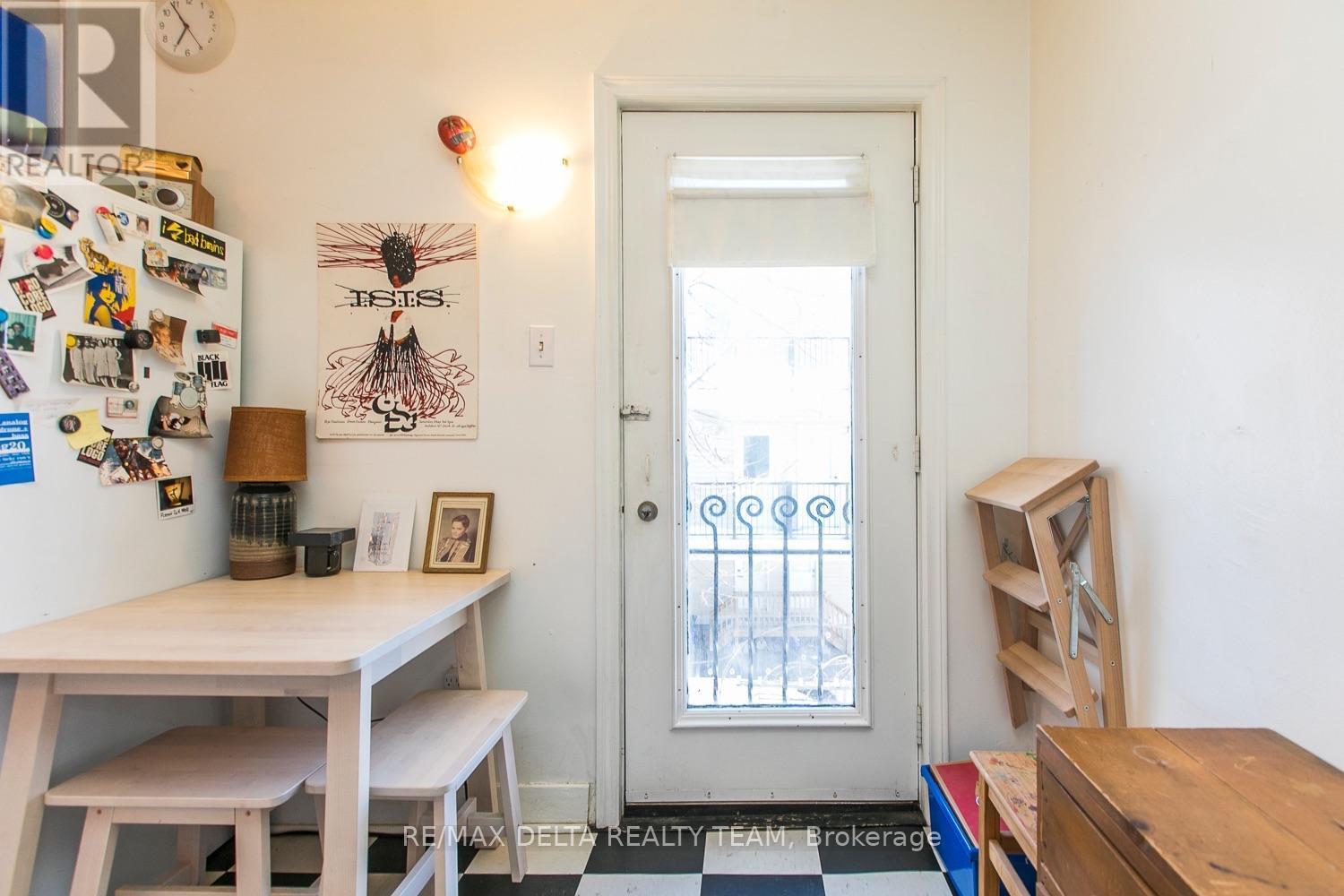 27 Perkins Street, Ottawa, ON