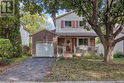 435 DUVERNAY DRIVE Ottawa, ON K1E 2N7