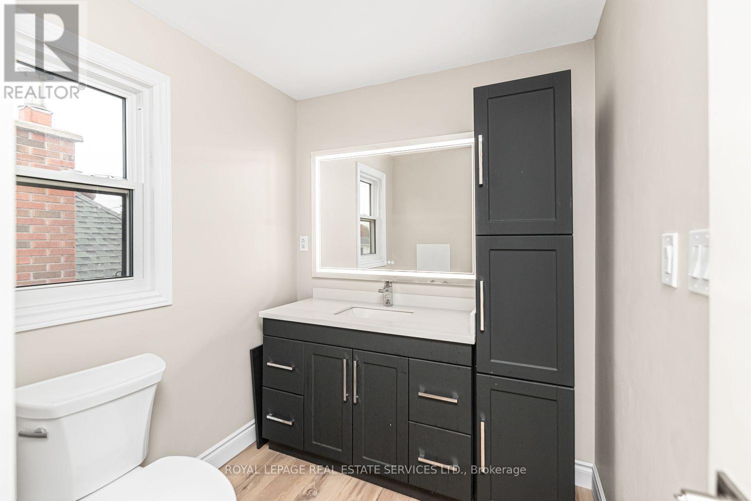 187 West 2Nd Street, Hamilton, ON