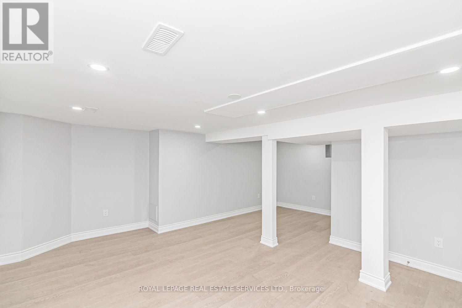 187 West 2Nd Street, Hamilton, ON