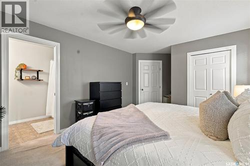 130 Kutz Crescent, Saskatoon, SK 