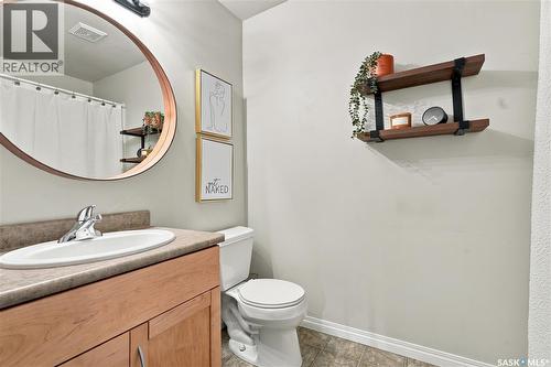 130 Kutz Crescent, Saskatoon, SK 