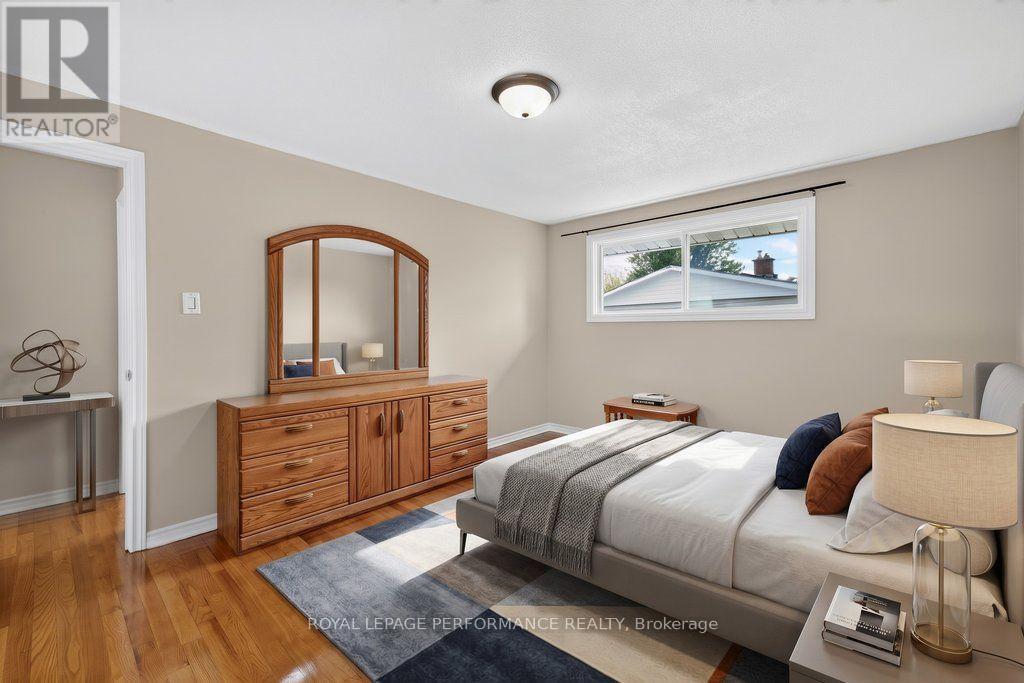 2258 Russell Road, Ottawa, ON