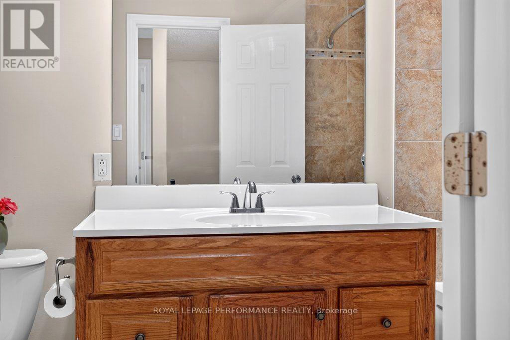 2258 Russell Road, Ottawa, ON
