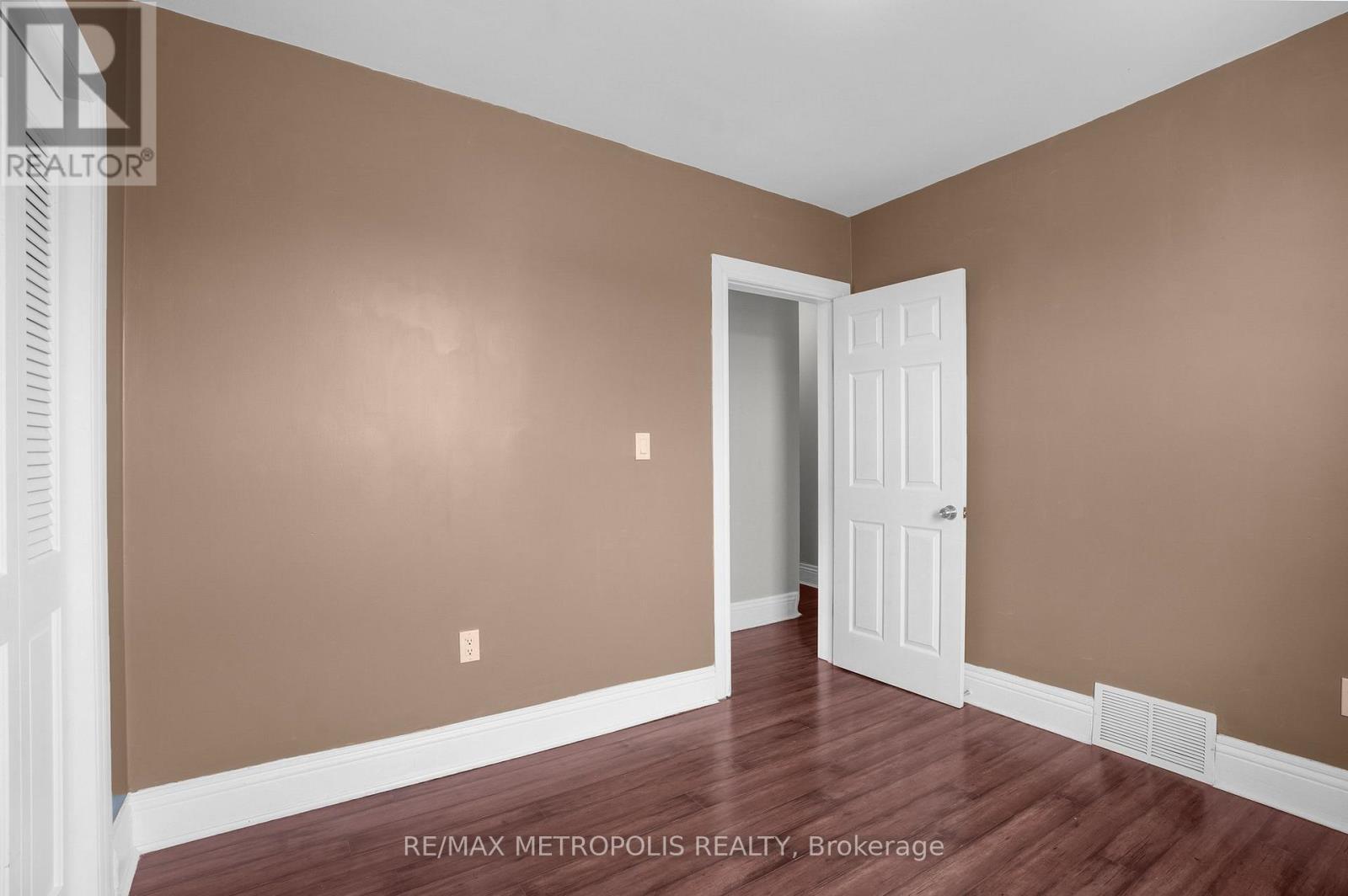 201 Bay Street N, Hamilton, ON