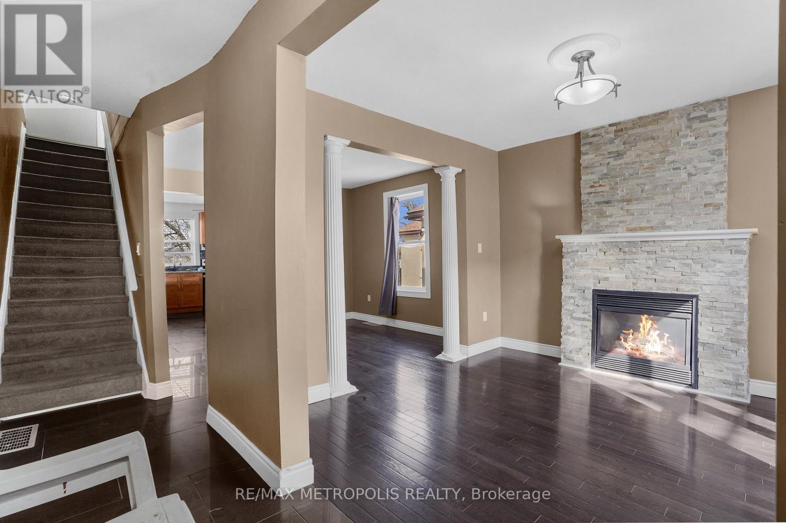 201 Bay Street N, Hamilton, ON