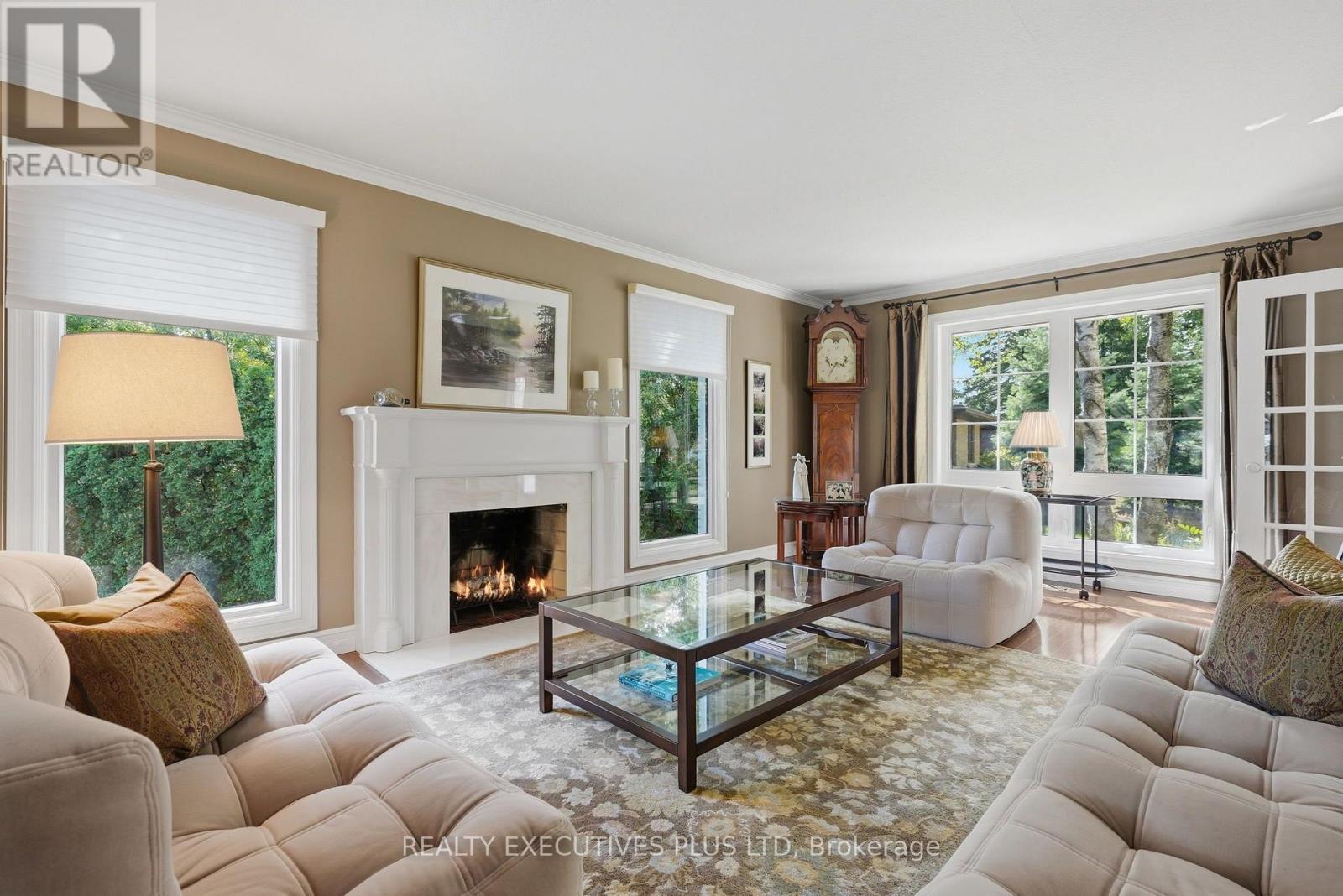 691 Nautalex Court, Mississauga, ON