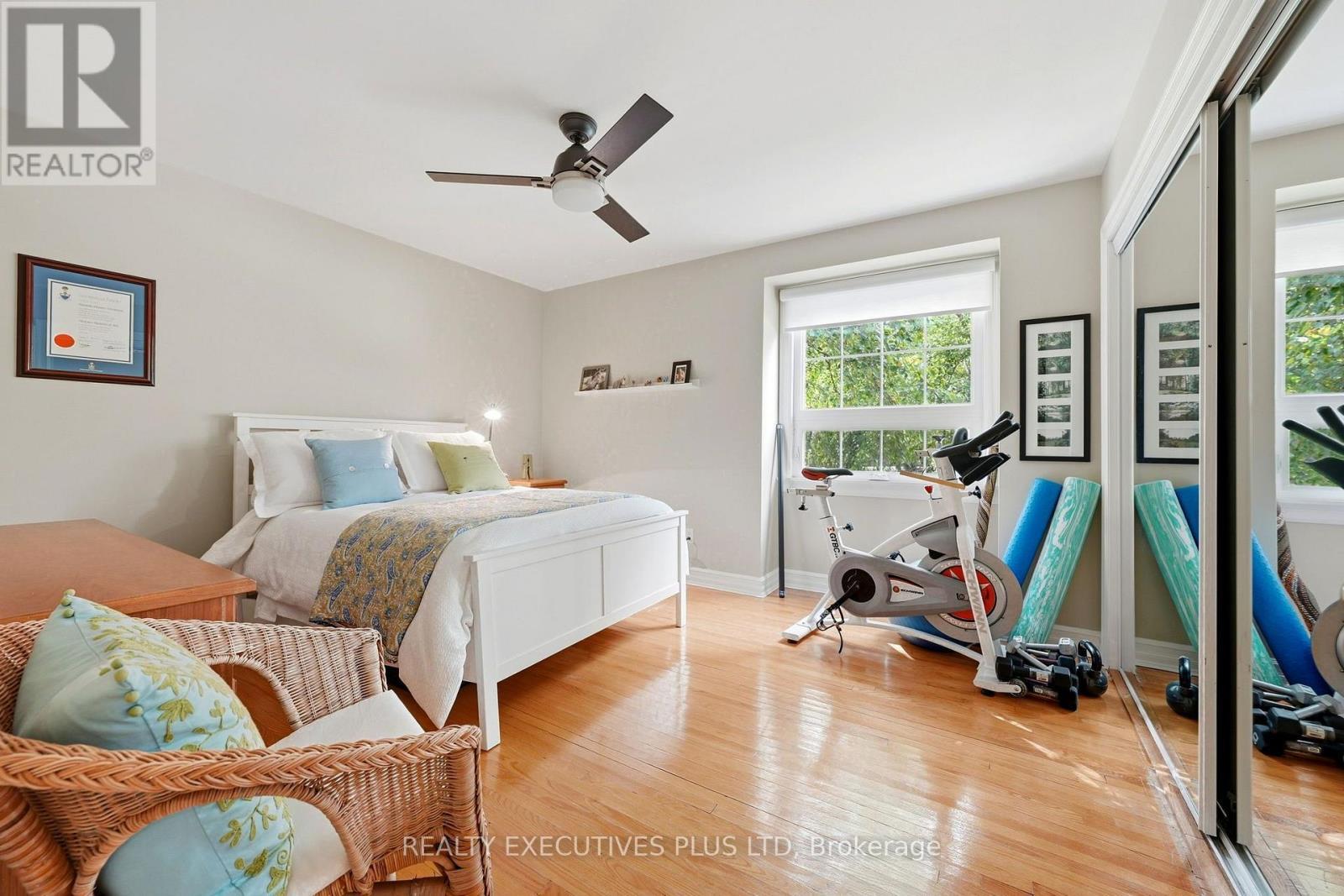 691 Nautalex Court, Mississauga, ON