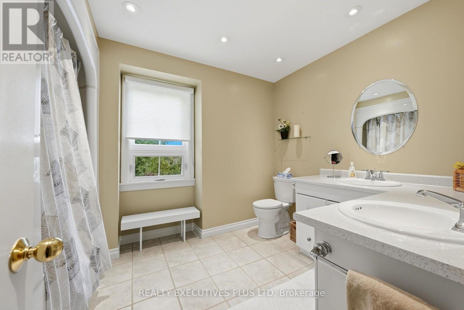 691 Nautalex Court, Mississauga, ON