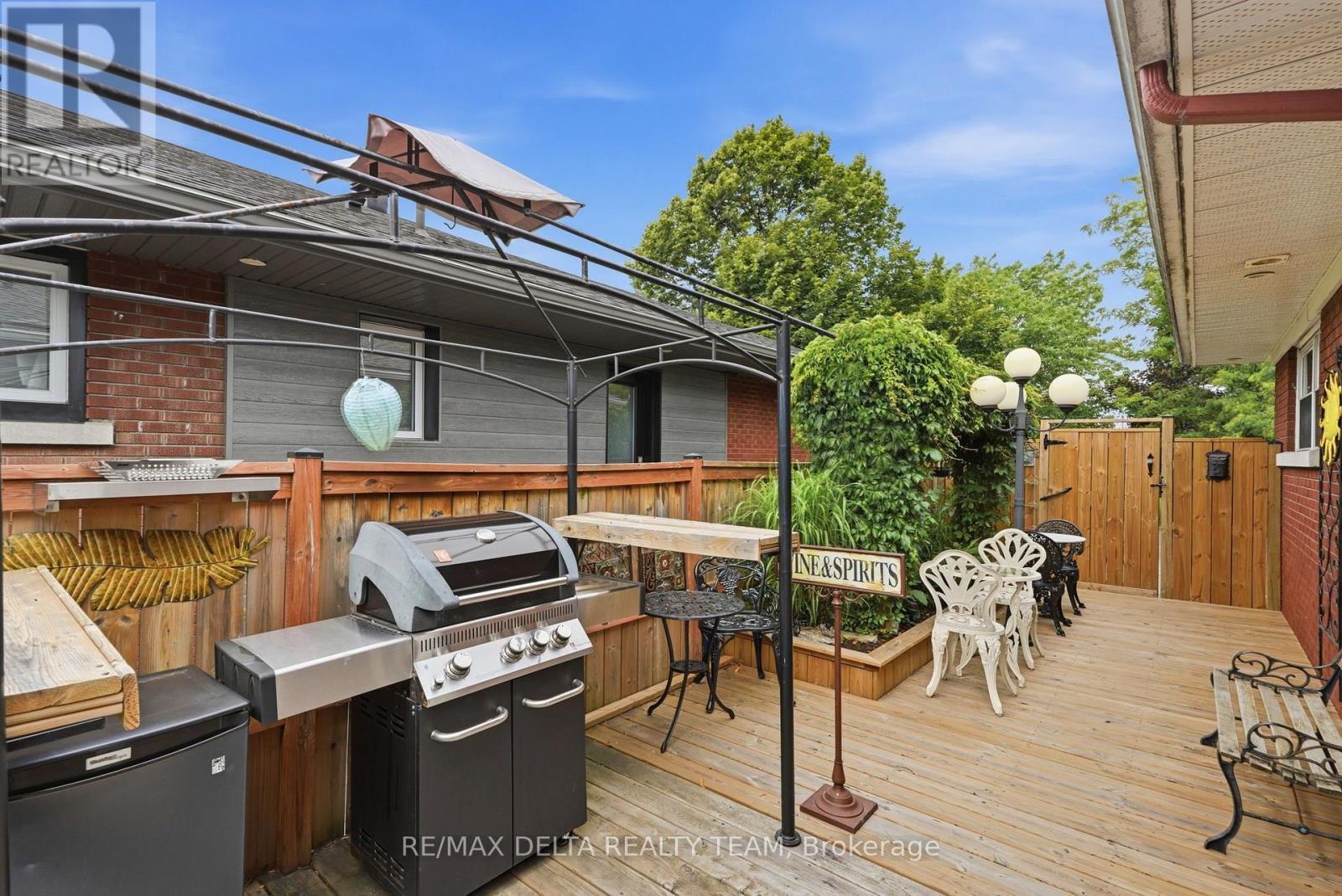 2162 Rushton Road, Ottawa, ON
