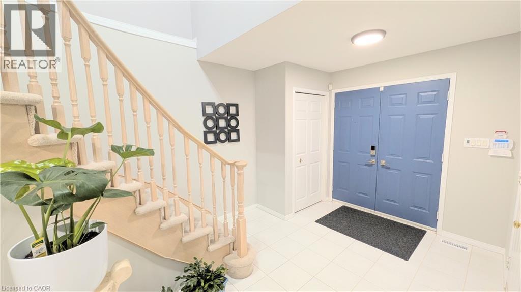 68 Benjamin Drive, Hamilton, ON