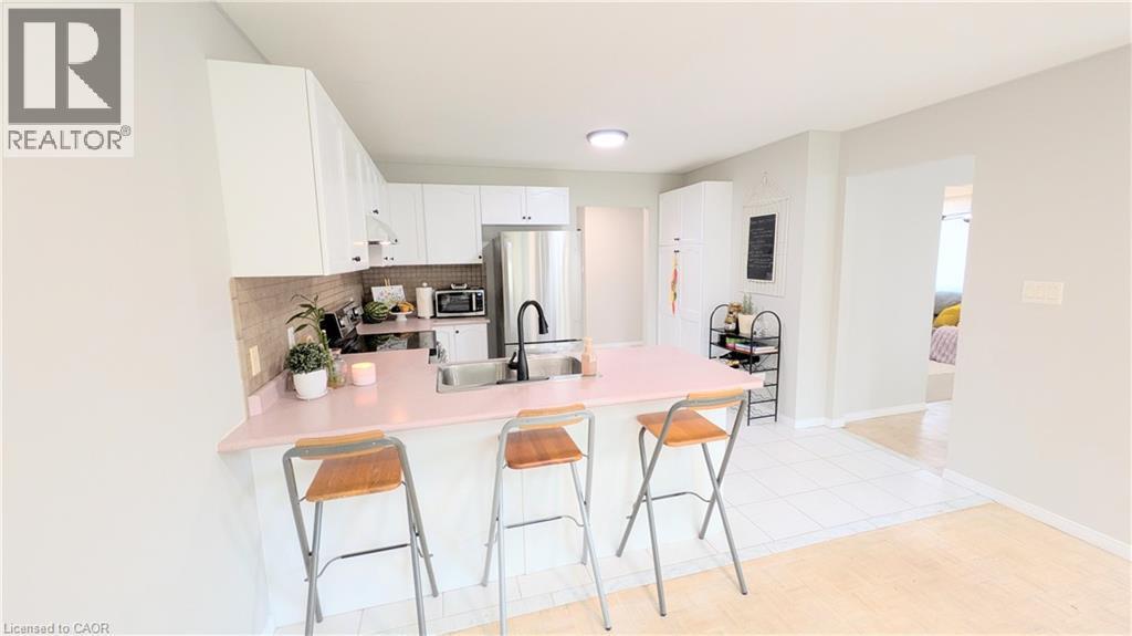 68 Benjamin Drive, Hamilton, ON