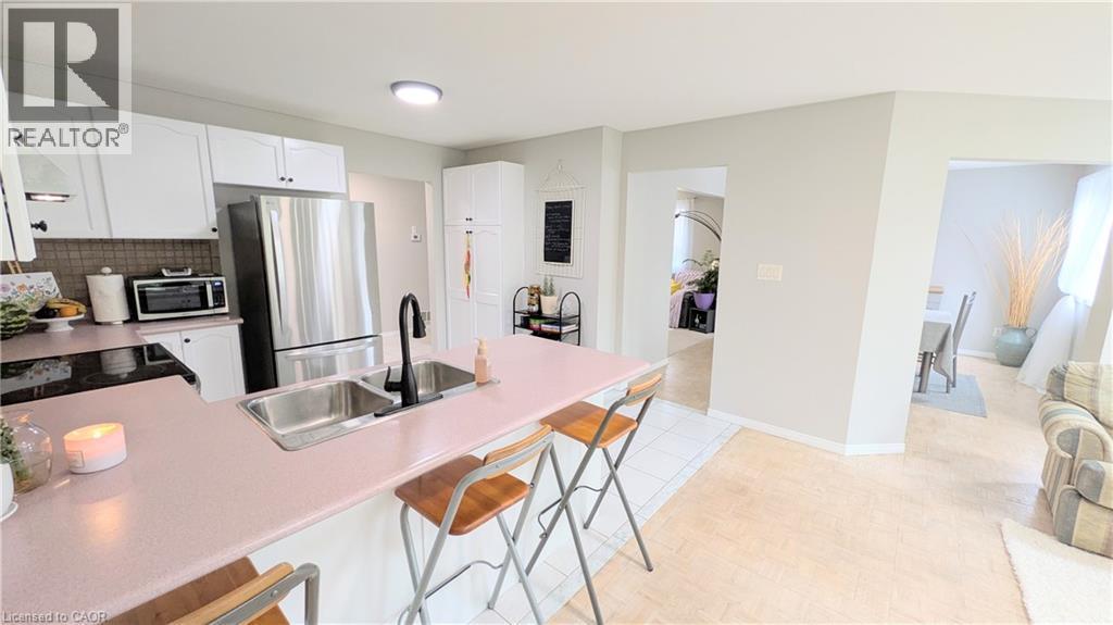 68 Benjamin Drive, Hamilton, ON