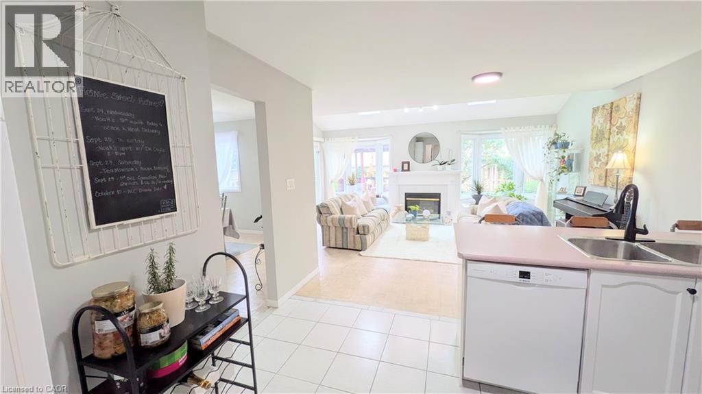 68 Benjamin Drive, Hamilton, ON