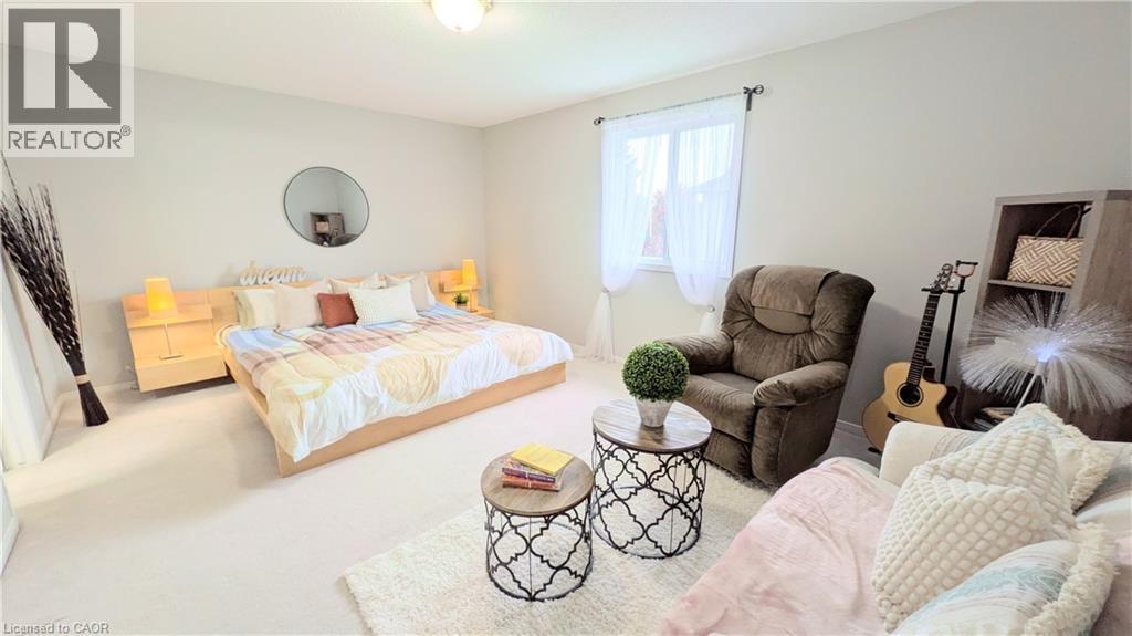 68 Benjamin Drive, Hamilton, ON