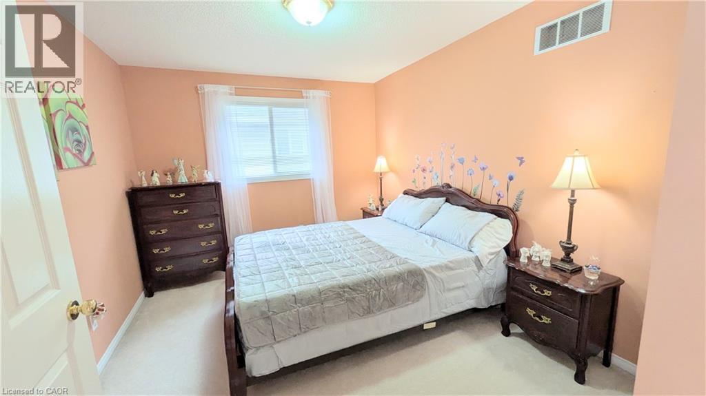 68 Benjamin Drive, Hamilton, ON
