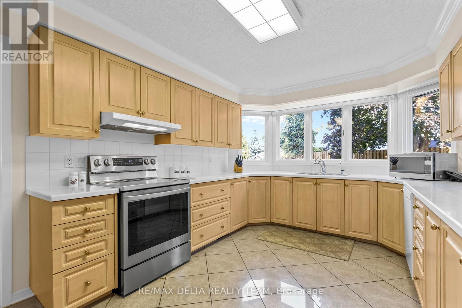 11 Garand Place, Ottawa, ON