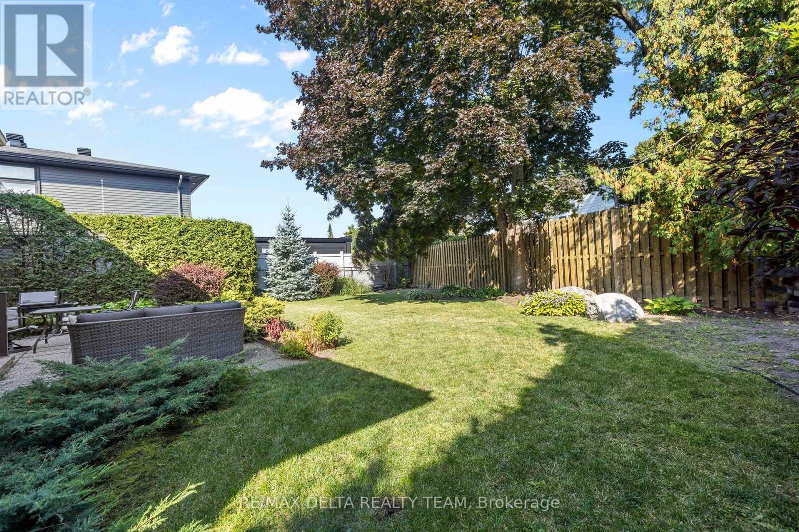 11 Garand Place, Ottawa, ON