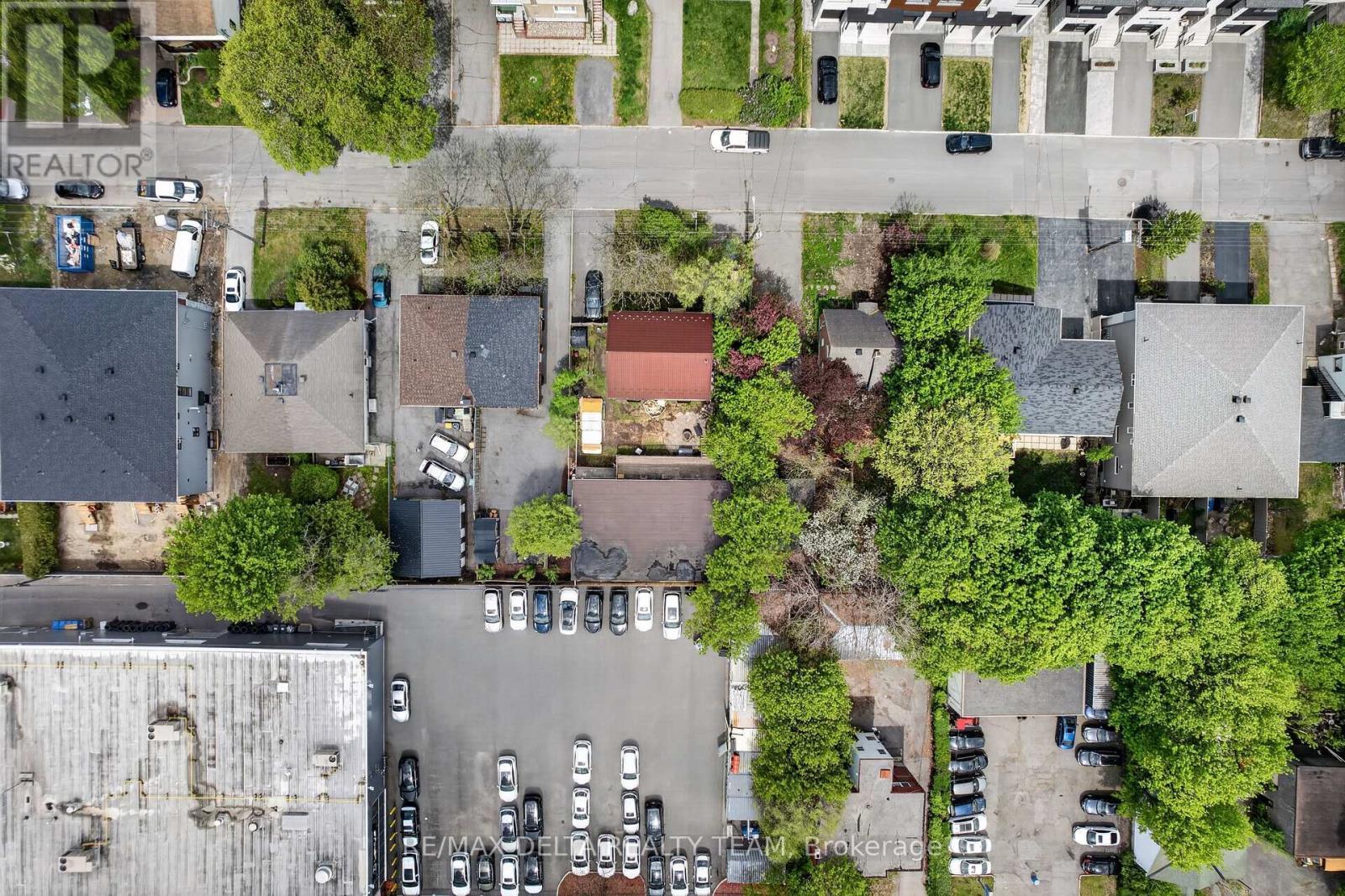 3 Row Units w/ In-law suites + 3 Coach Houses - 538 Mutual Street, Ottawa, ON