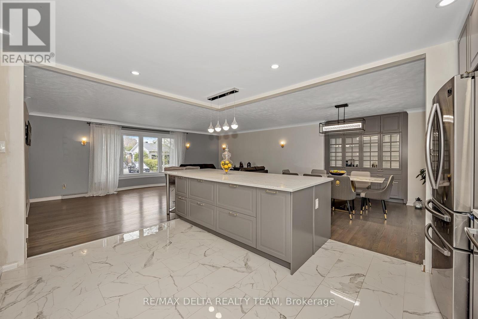 2350 Georgina Drive, Ottawa, ON