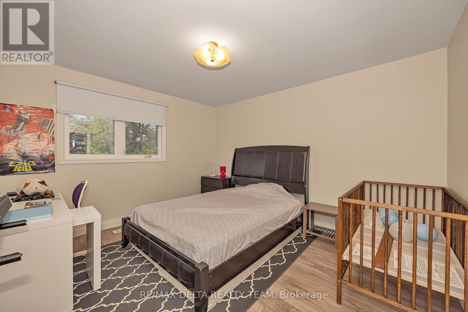 2350 Georgina Drive, Ottawa, ON
